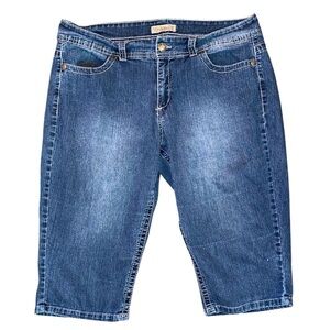 NINE WEST Vintage America Capris in Blue Size 16